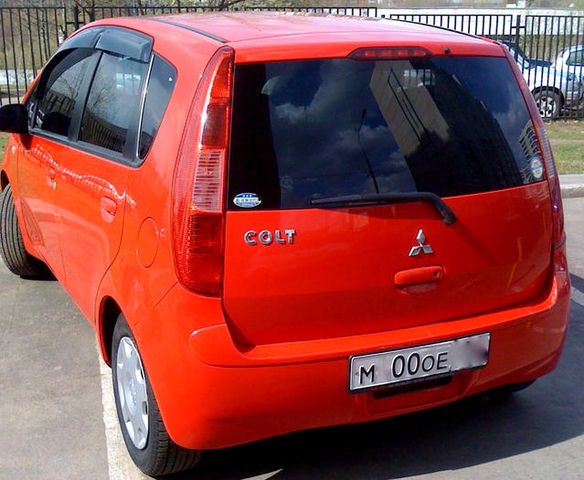 2003 Mitsubishi Colt