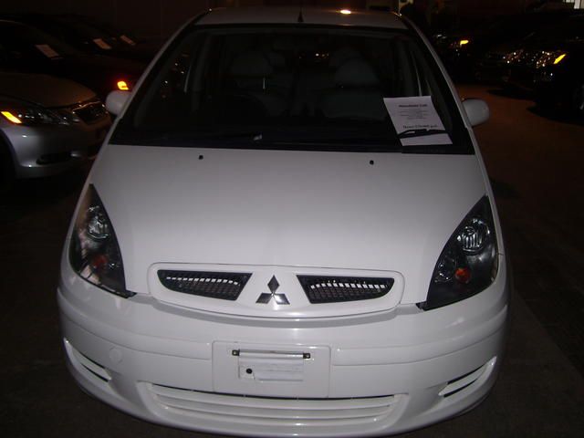 2003 Mitsubishi Colt