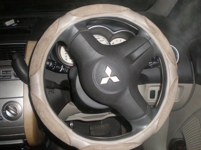 2003 Mitsubishi Colt