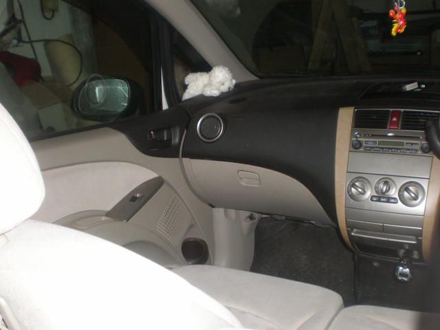 2003 Mitsubishi Colt