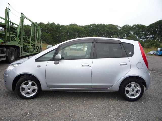 2003 Mitsubishi Colt