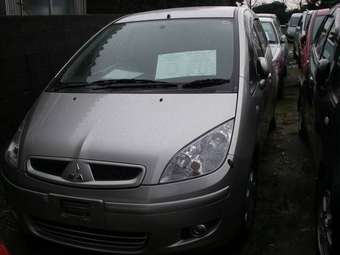 2003 Mitsubishi Colt