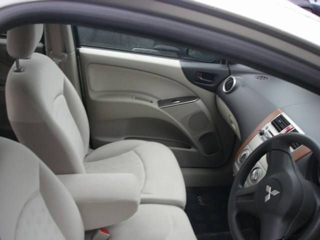 2003 Mitsubishi Colt