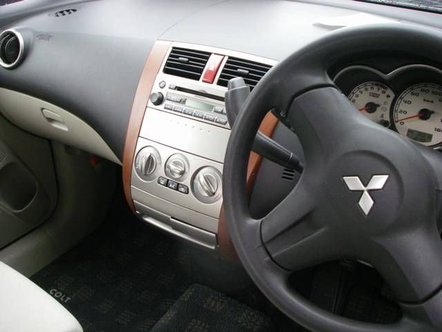 2003 Mitsubishi Colt