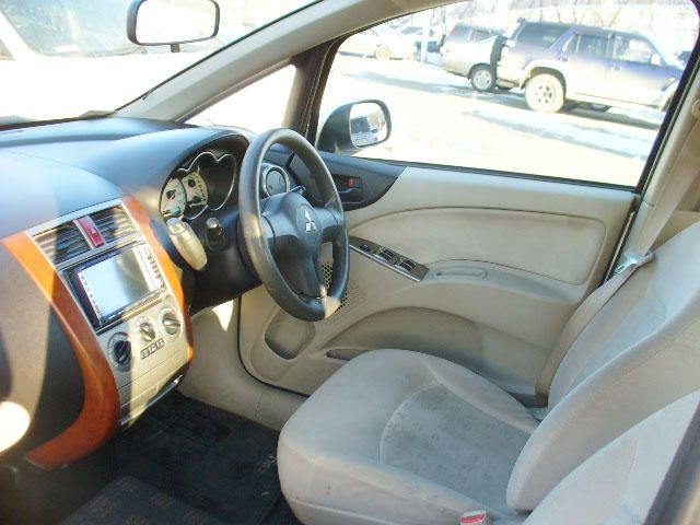 2003 Mitsubishi Colt