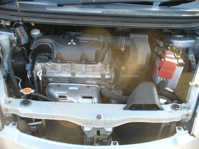 2003 Mitsubishi Colt