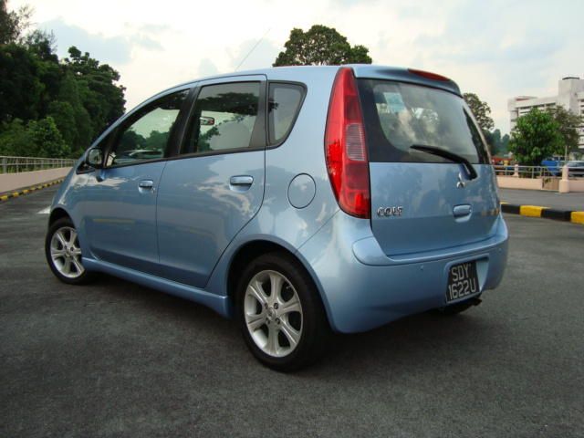 2003 Mitsubishi Colt