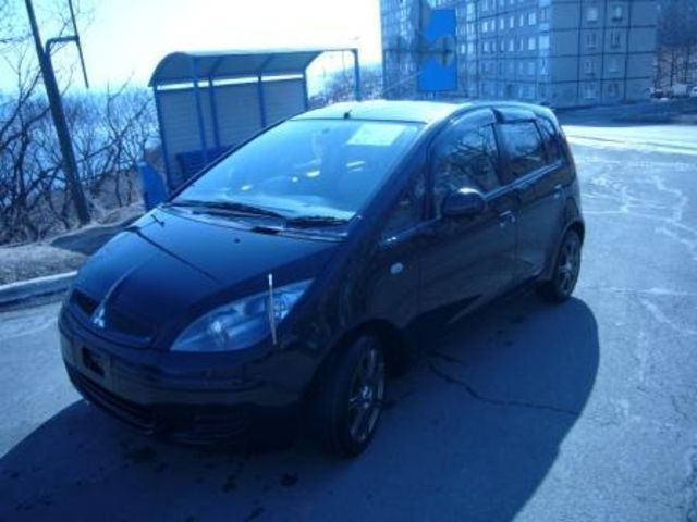 2003 Mitsubishi Colt