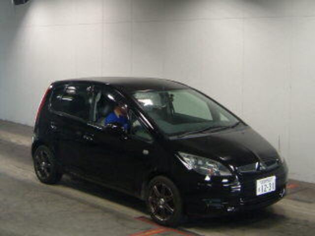 2003 Mitsubishi Colt