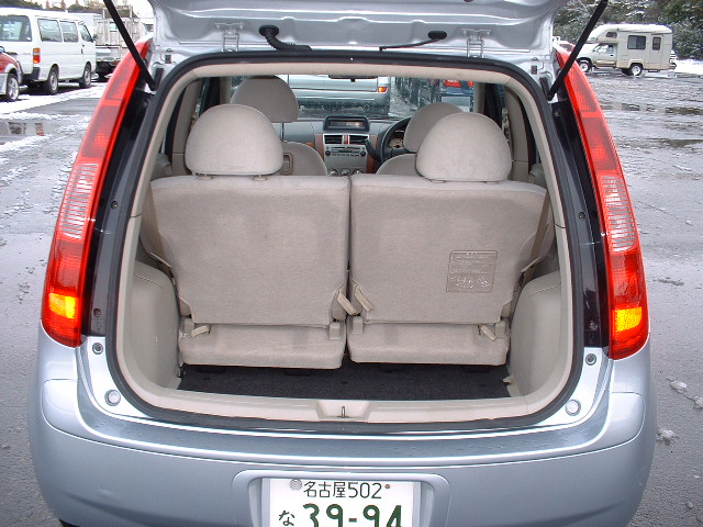 2003 Mitsubishi Colt Photos