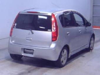 2003 Mitsubishi Colt Photos