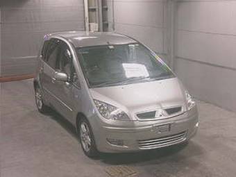 2003 Mitsubishi Colt Images