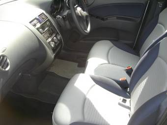 2003 Mitsubishi Colt Pictures