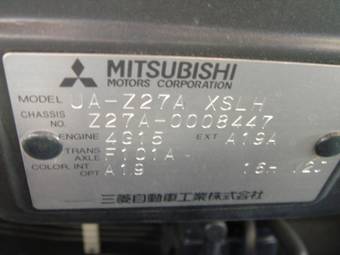 2003 Mitsubishi Colt Photos