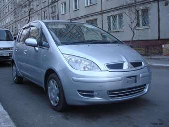 2003 Mitsubishi Colt Wallpapers
