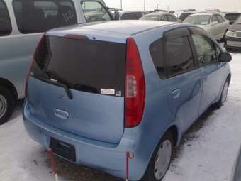 2003 Mitsubishi Colt Pics