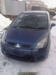 2003 Mitsubishi Colt Photos