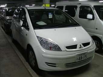 2003 Mitsubishi Colt Pics