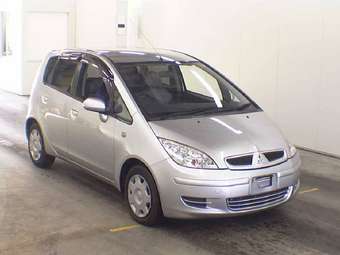 2003 Mitsubishi Colt Pics