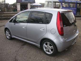 2003 Mitsubishi Colt Pics