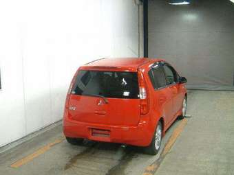 2003 Mitsubishi Colt Photos