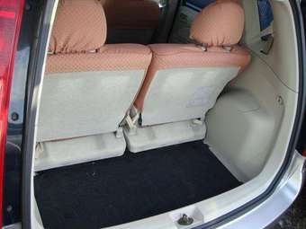 2003 Mitsubishi Colt Pictures