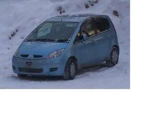 2003 Mitsubishi Colt Pics