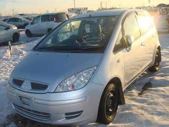 2003 Mitsubishi Colt