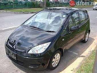 2003 Mitsubishi Colt