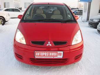 2003 Mitsubishi Colt Pictures