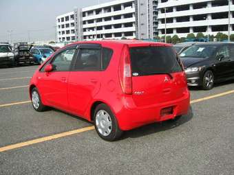 2003 Mitsubishi Colt Wallpapers