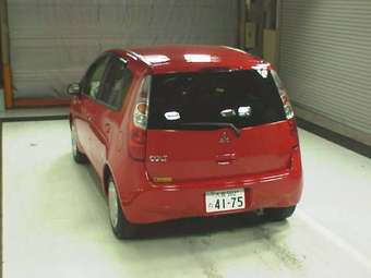 2003 Mitsubishi Colt Pictures