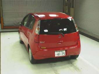 2003 Mitsubishi Colt Pictures