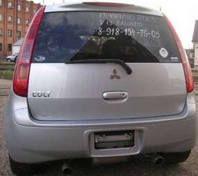 2003 Mitsubishi Colt Pictures