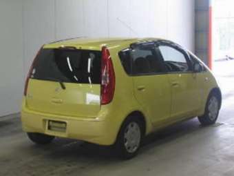 2003 Mitsubishi Colt Pics