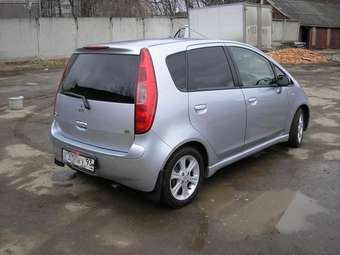 2003 Mitsubishi Colt Wallpapers