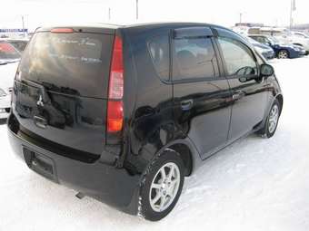 2003 Mitsubishi Colt Wallpapers