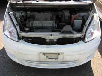 2003 Mitsubishi Colt Photos