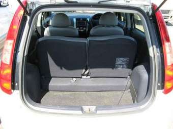 2003 Mitsubishi Colt Pictures