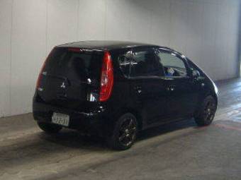 2003 Mitsubishi Colt Images