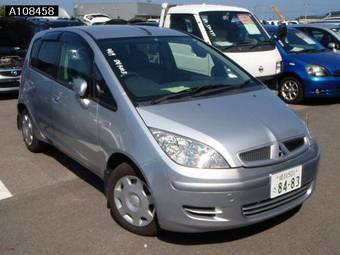 2003 Mitsubishi Colt Photos