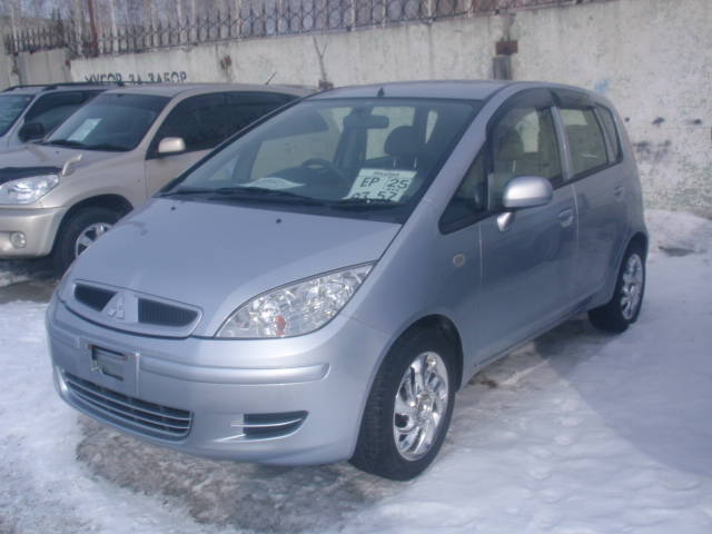 2003 Mitsubishi Colt