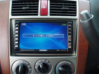 2003 Mitsubishi Colt Pictures