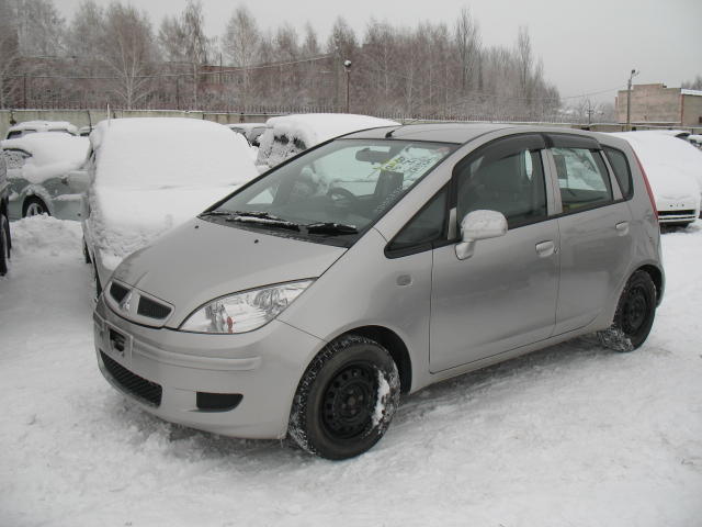 2003 Mitsubishi Colt