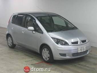 2003 Mitsubishi Colt Pictures