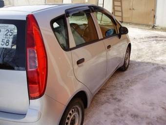 2003 Mitsubishi Colt Photos