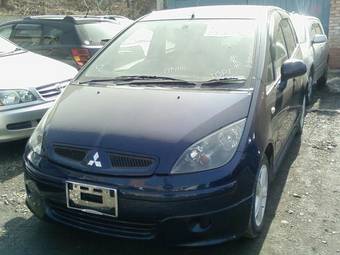 2003 Mitsubishi Colt Pictures