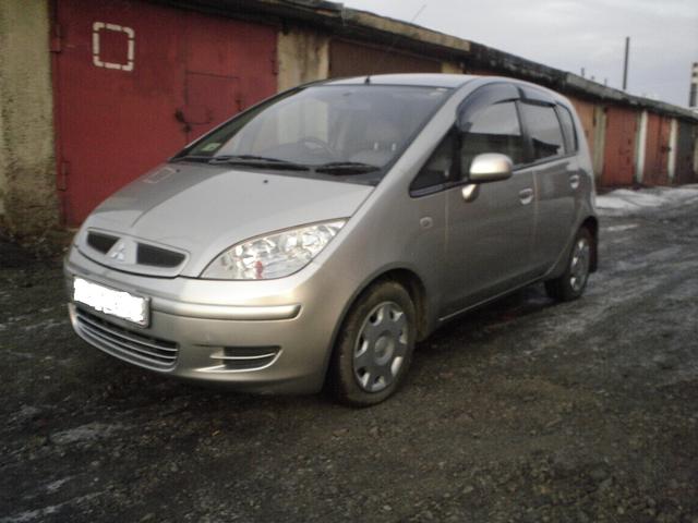 2003 Mitsubishi Colt