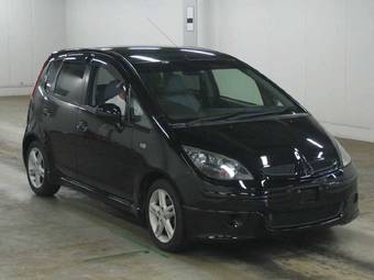 2003 Mitsubishi Colt Photos