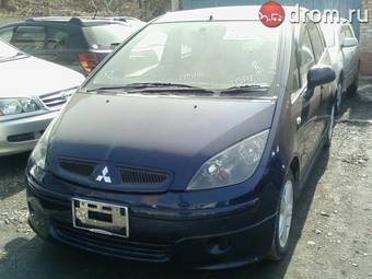 2003 Mitsubishi Colt Photos